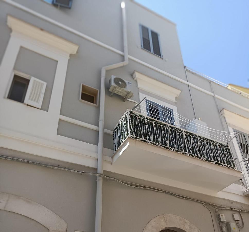 B&B La Reggia Del Sol Trani Exterior foto